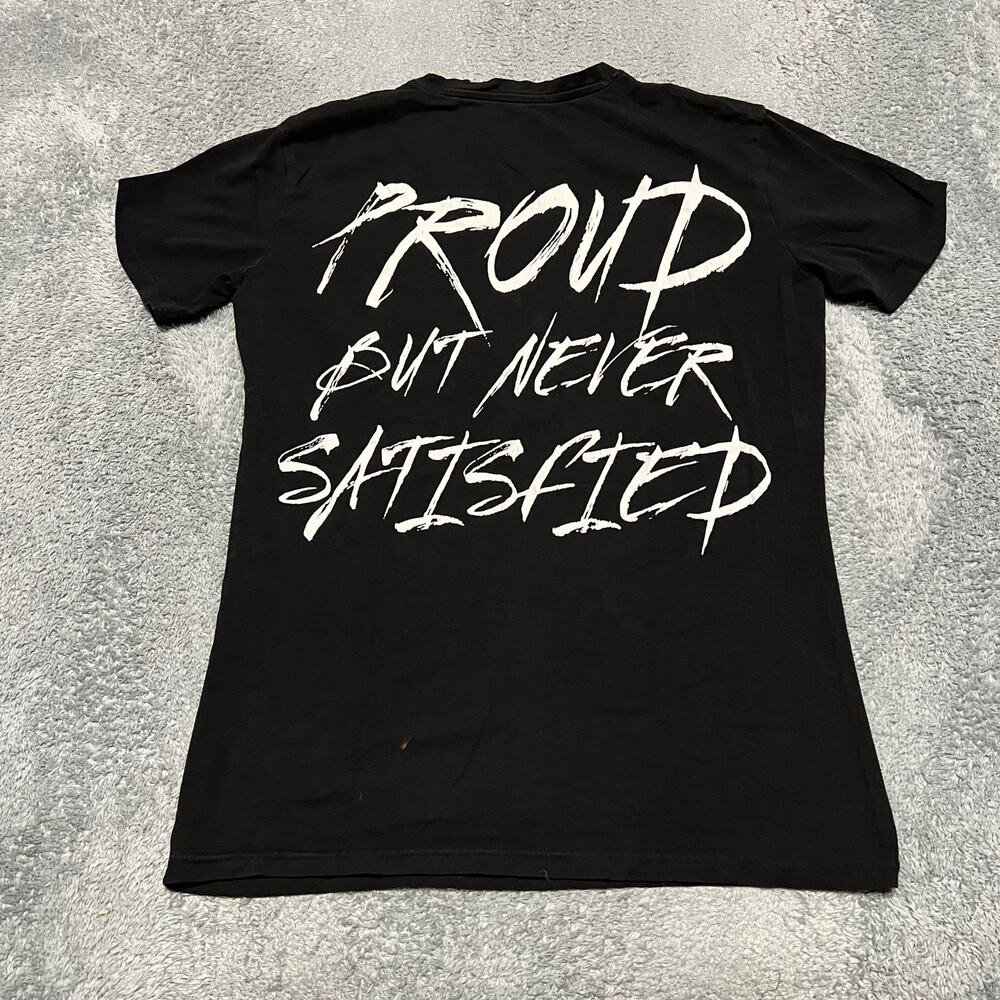 Alphalete Shirt Mens Large Performance Fit Black Proud But Never Satisfied